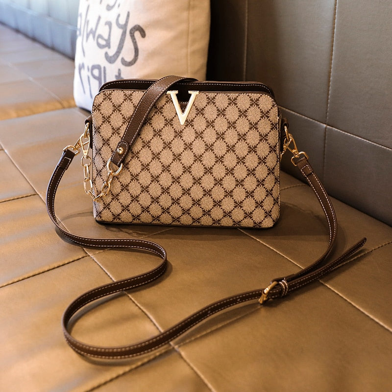 Bolsa feminina em Couro PU Crossbody MessengChain - Victoria Vaz